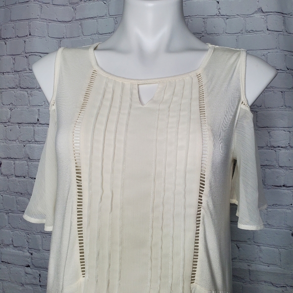 A.Moon Cold Shoulder Sheer Sleeve Cream Top Size S - Picture 2 of 9